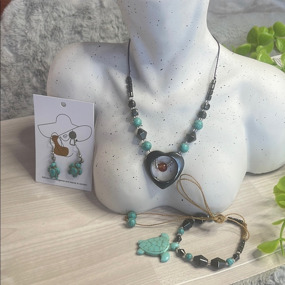 Blue and Black Necklace Set with Heart Pendant and Silver Accents